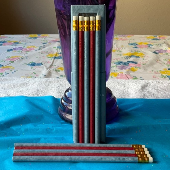 ✏️  MICHAEL KORS PENCILS ✏️ NWT✏️ - Picture 2 of 16